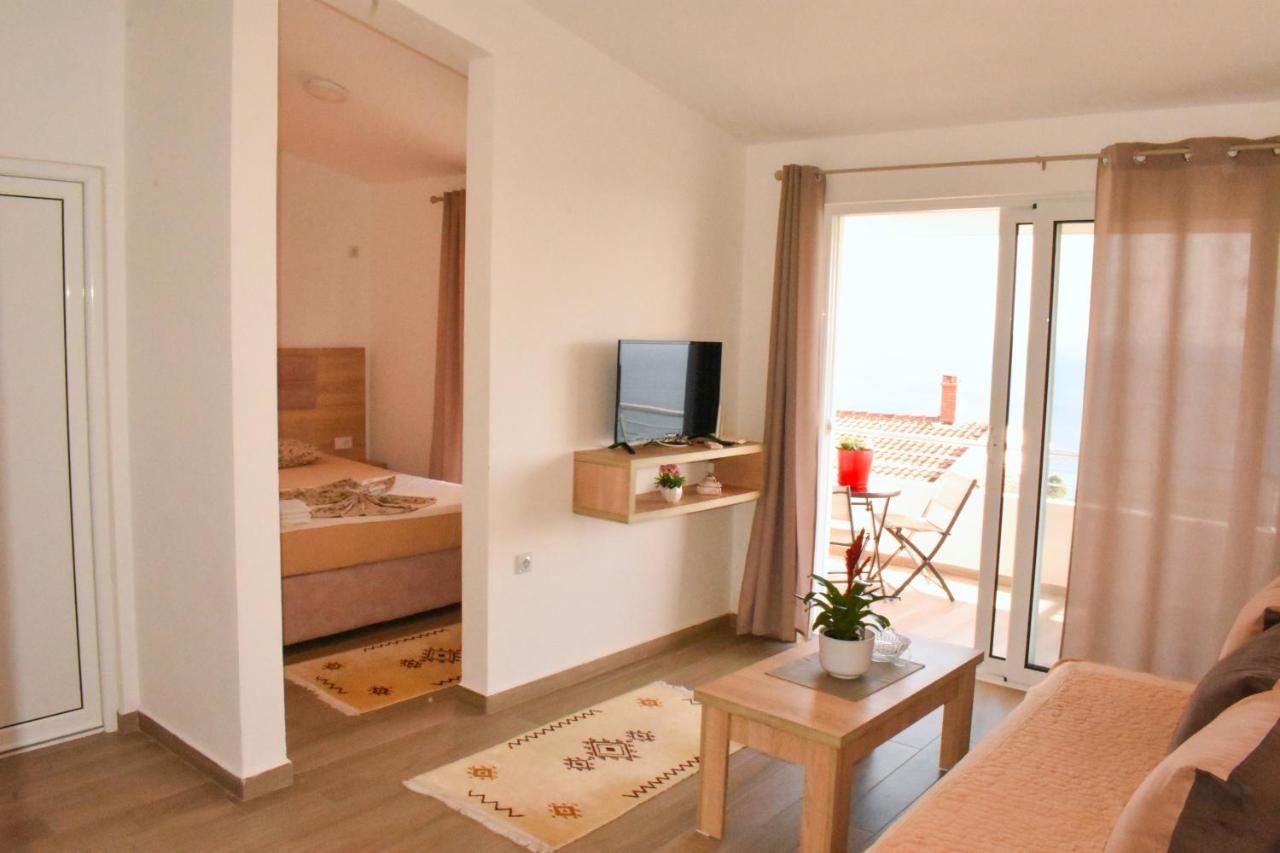 Studio Apartments Jupo Ulcinj Kültér fotó