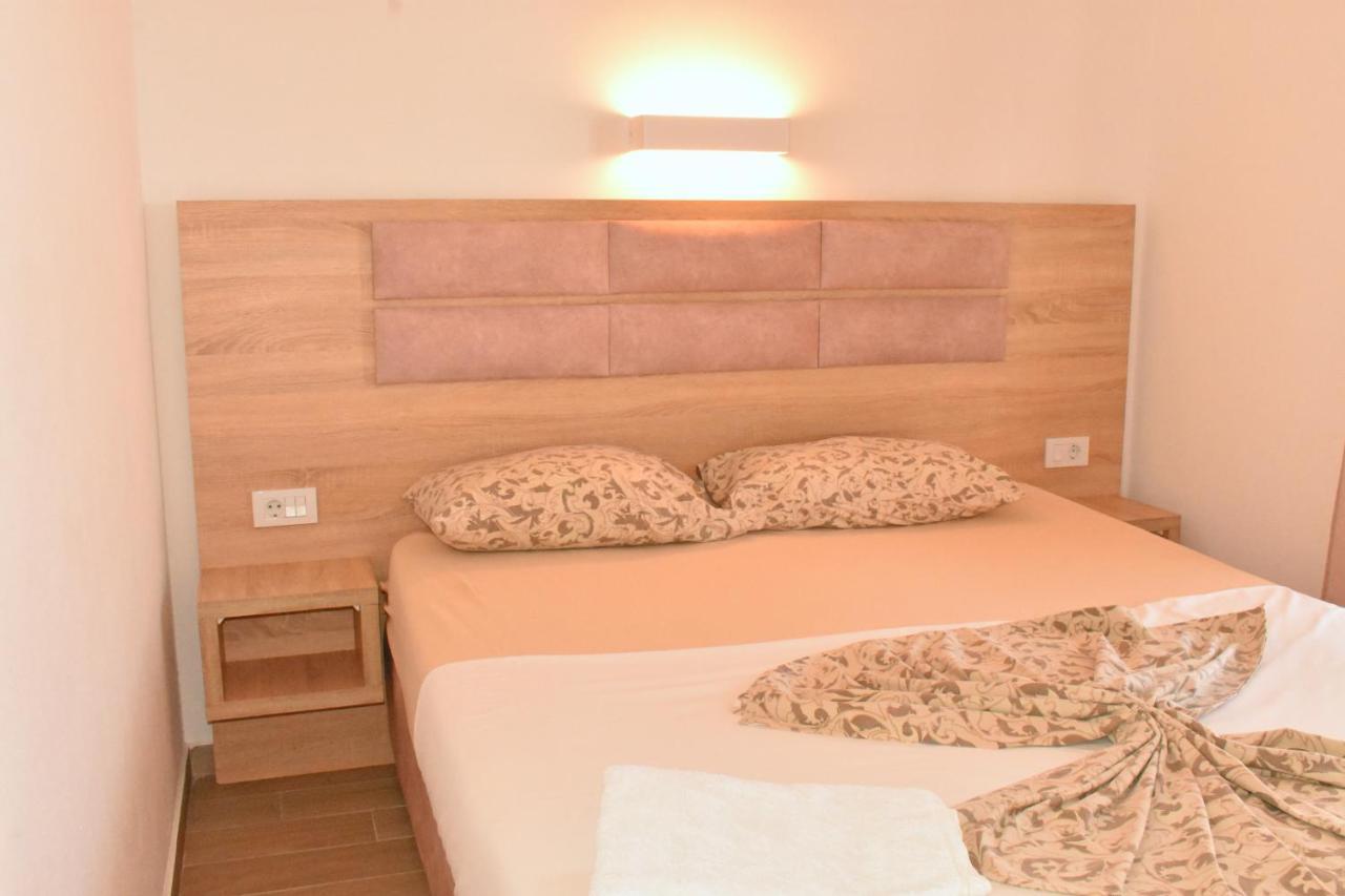 Studio Apartments Jupo Ulcinj Kültér fotó