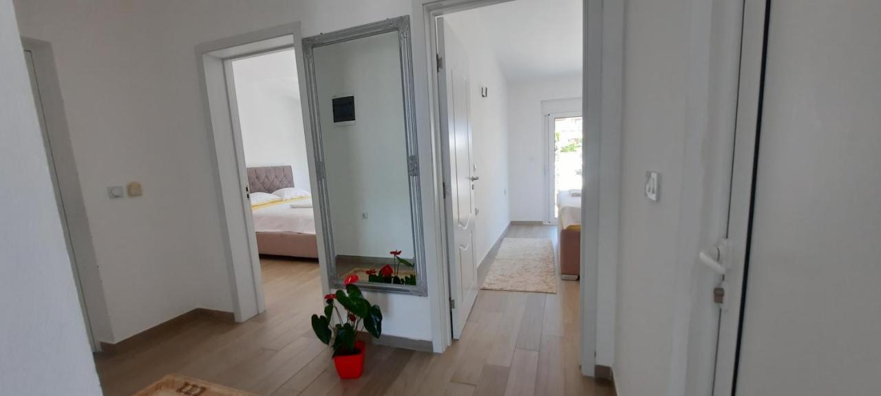 Studio Apartments Jupo Ulcinj Kültér fotó